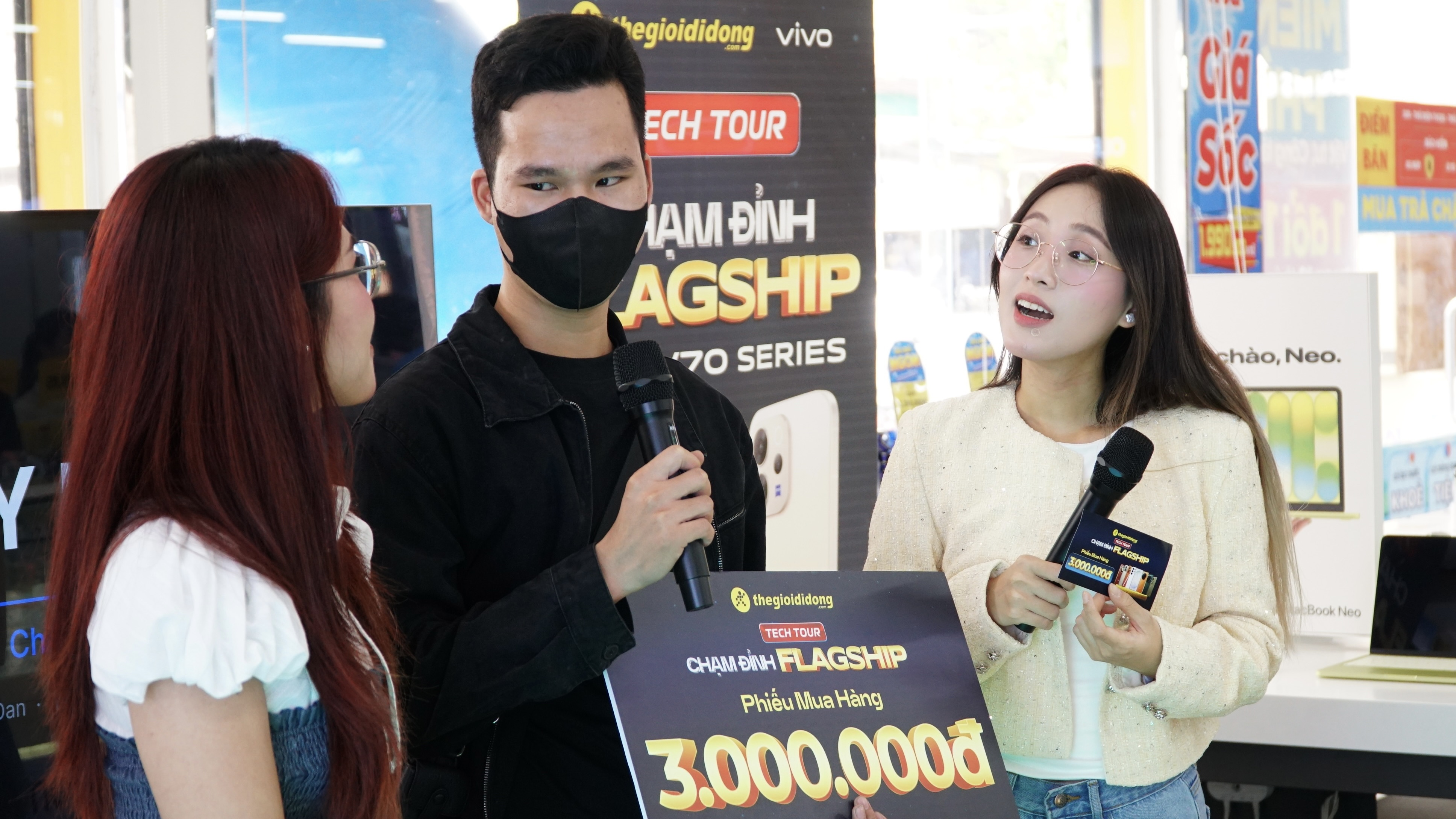 TECH TOUR – CHẠM ĐỈNH FLAGSHIP TECH TOUR – CHẠM ĐỈNH FLAGSHIP