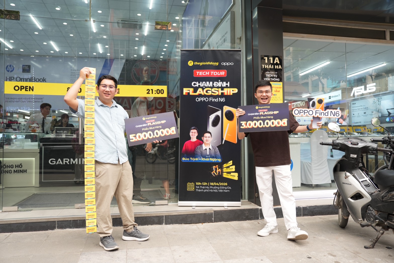 TECH TOUR – CHẠM ĐỈNH FLAGSHIP TECH TOUR – CHẠM ĐỈNH FLAGSHIP