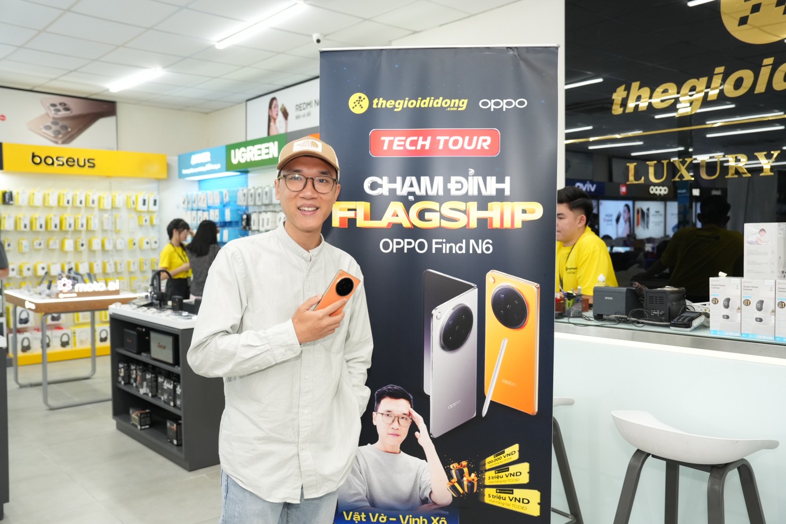 TECH TOUR – CHẠM ĐỈNH FLAGSHIP TECH TOUR – CHẠM ĐỈNH FLAGSHIP