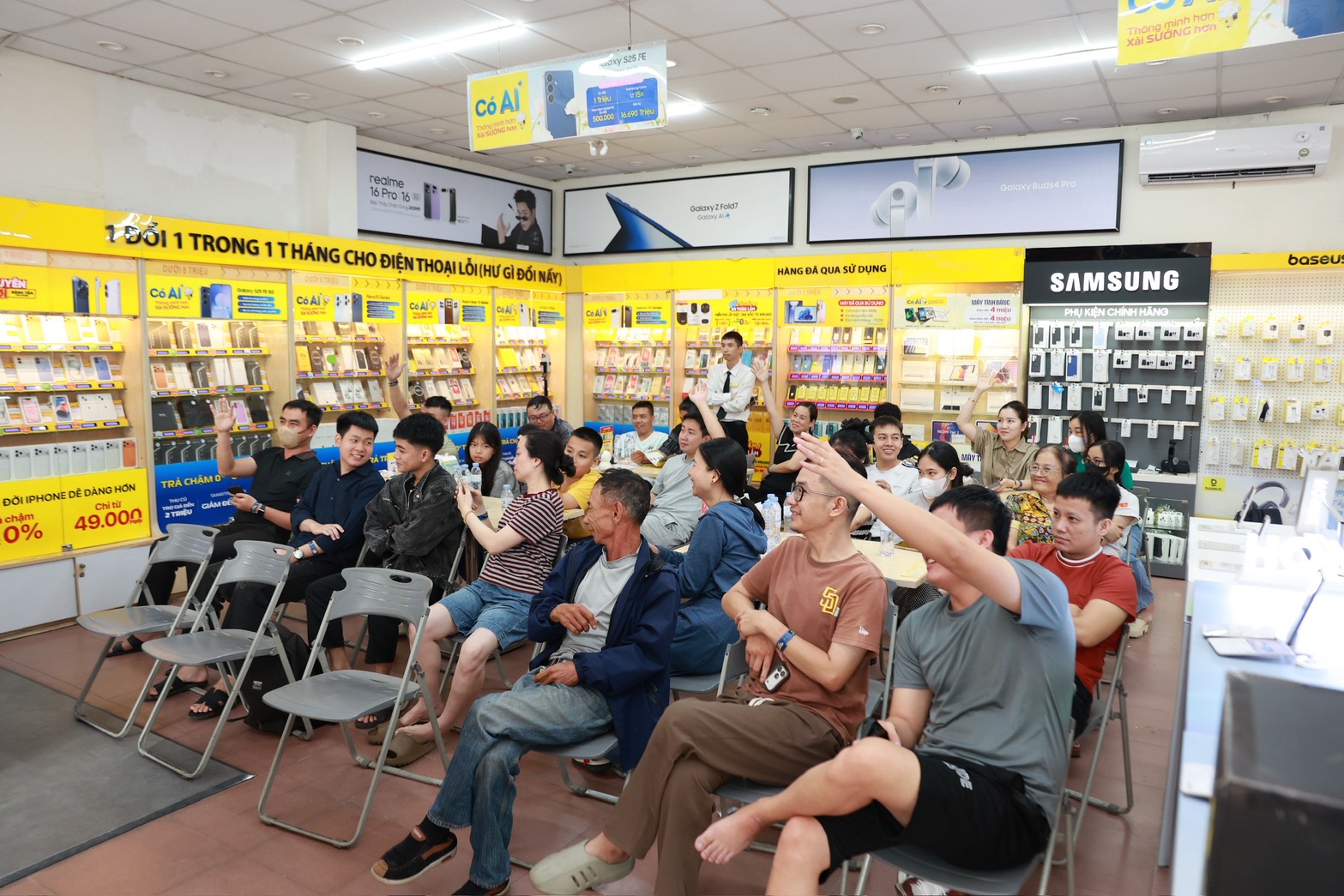 TECH TOUR – CHẠM ĐỈNH FLAGSHIP TECH TOUR – CHẠM ĐỈNH FLAGSHIP