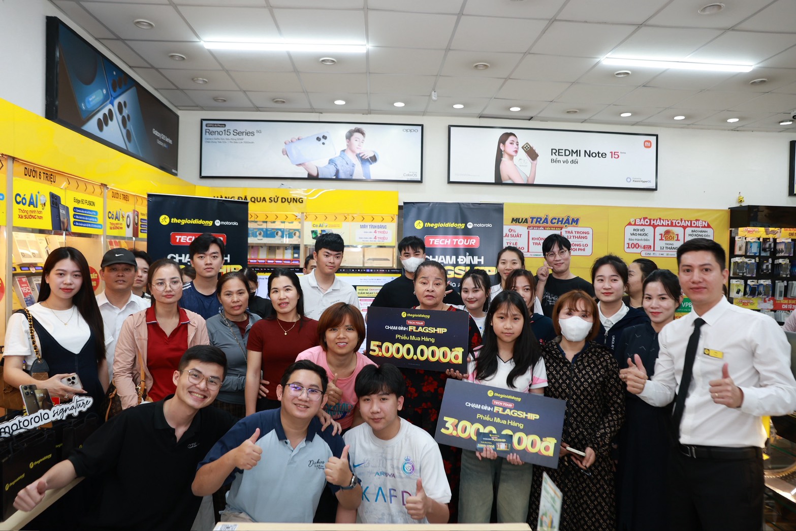 TECH TOUR – CHẠM ĐỈNH FLAGSHIP TECH TOUR – CHẠM ĐỈNH FLAGSHIP