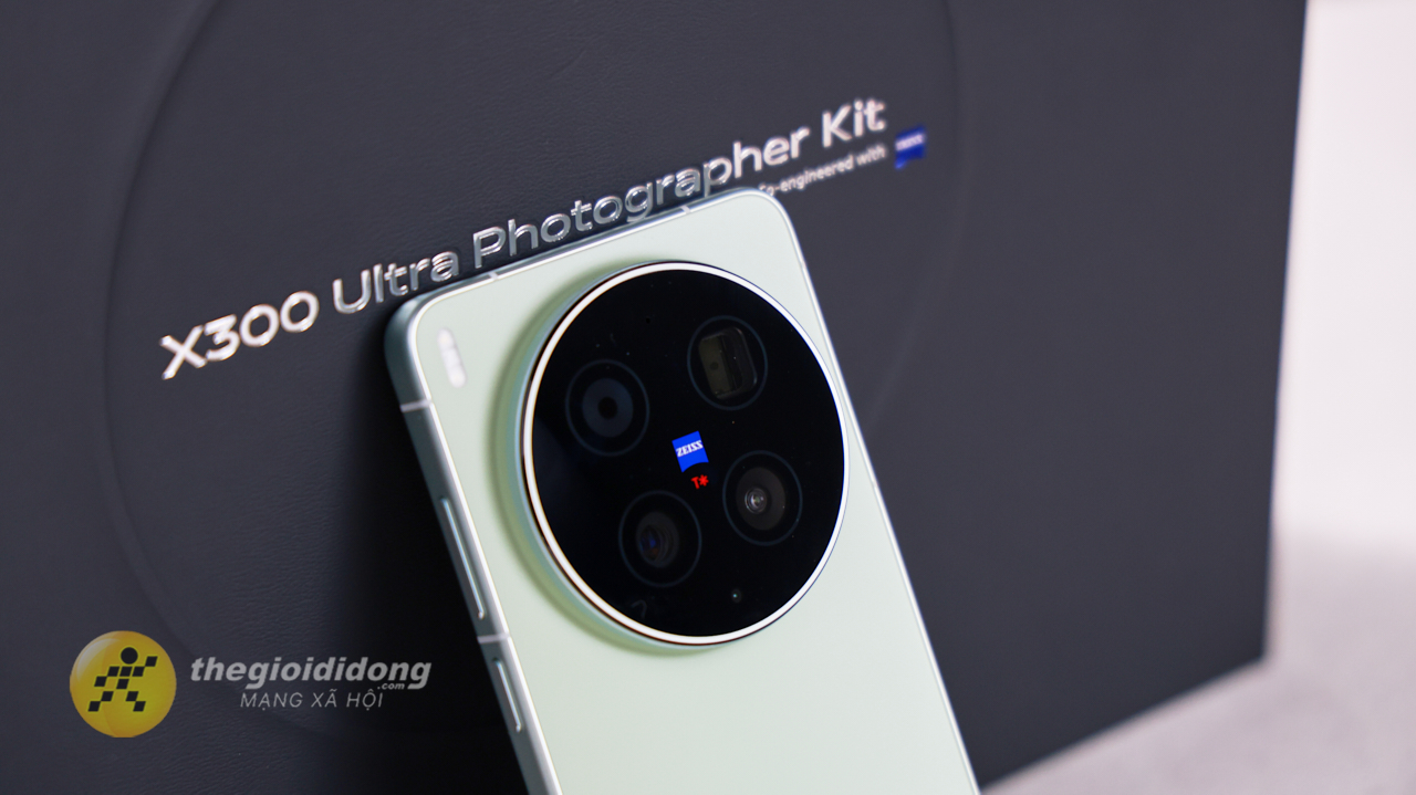 Trên tay nhanh vivo X300 Ultra và bộ Lens kit: Cụm camera siêu khủng, thiết kế đẹp Trên tay nhanh vivo X300 Ultra và bộ Lens kit: Cụm camera siêu khủng, thiết kế đẹp
