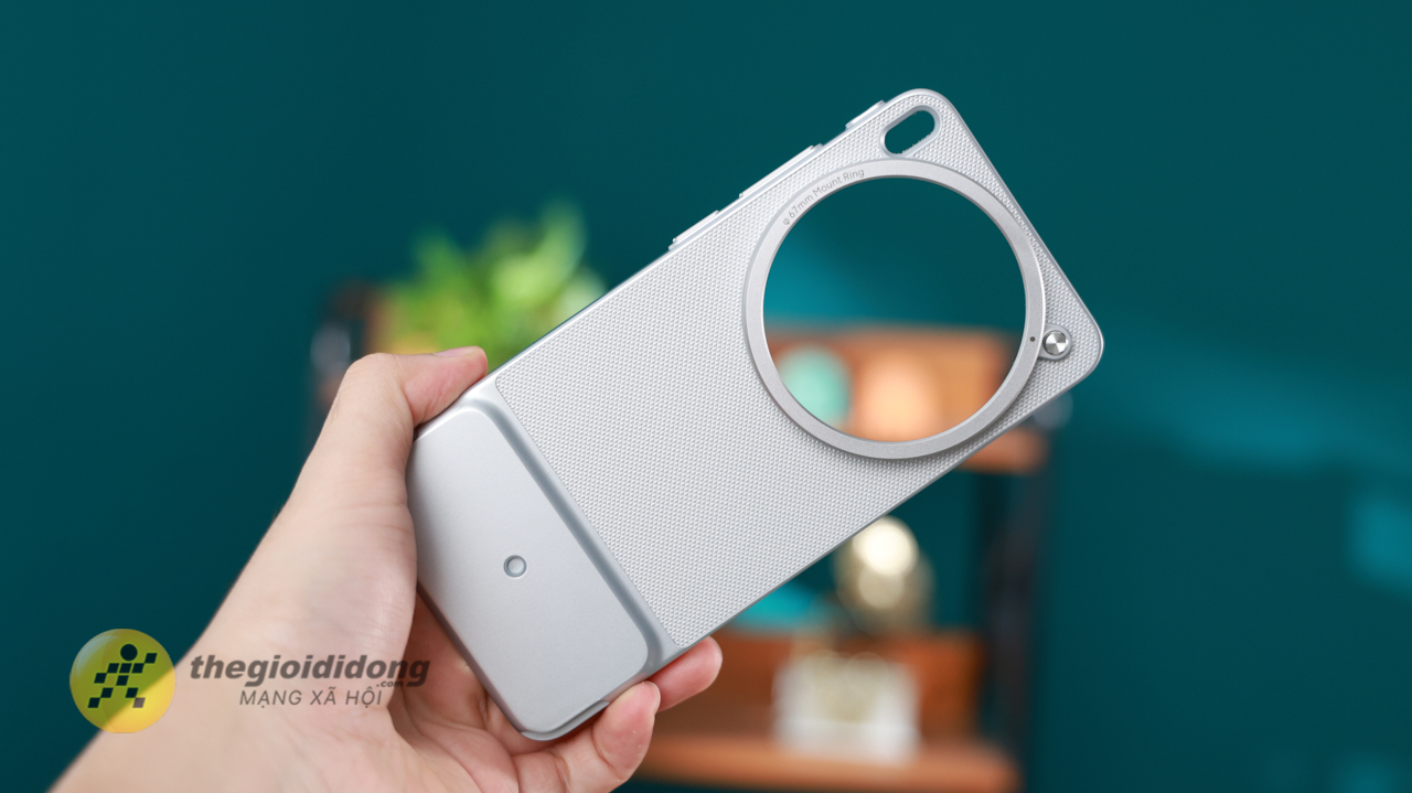 Trên tay nhanh vivo X300 Ultra và bộ Lens kit: Cụm camera siêu khủng, thiết kế đẹp Trên tay nhanh vivo X300 Ultra và bộ Lens kit: Cụm camera siêu khủng, thiết kế đẹp