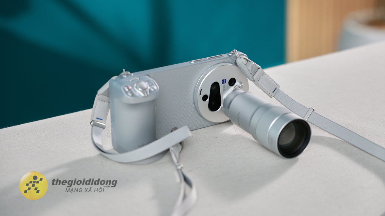 Trên tay nhanh vivo X300 Ultra và bộ Lens kit: Cụm camera siêu khủng, thiết kế đẹp Trên tay nhanh vivo X300 Ultra và bộ Lens kit: Cụm camera siêu khủng, thiết kế đẹp