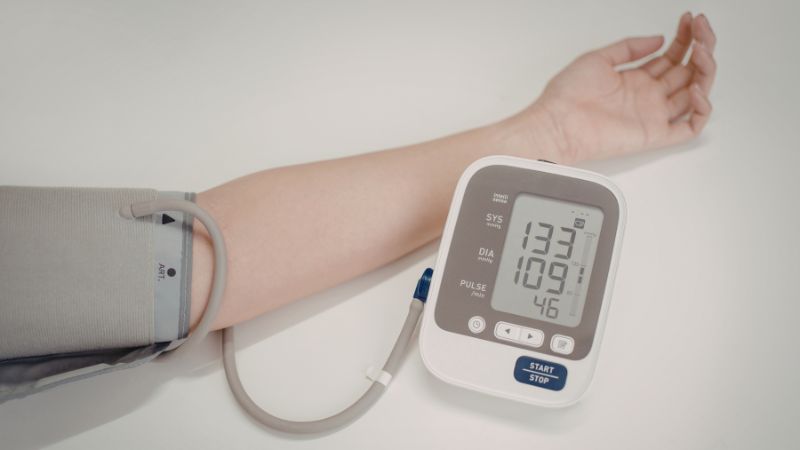 Đọc số đo nhận được v&agrave; x&aacute;c định chỉ số huyết &aacute;p