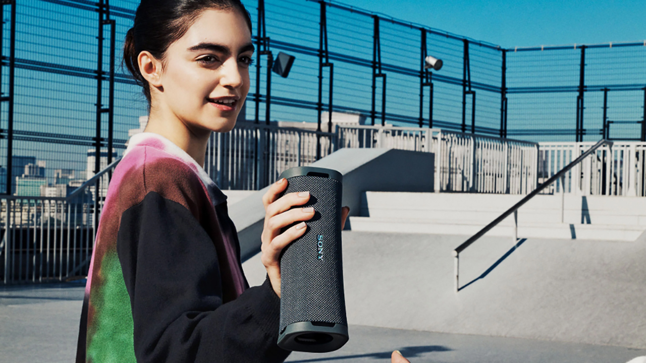 Chill nhạc mọi lúc mọi nơi với Loa Bluetooth Sony ULT10 Field 1, giá chỉ 2.39 triệu