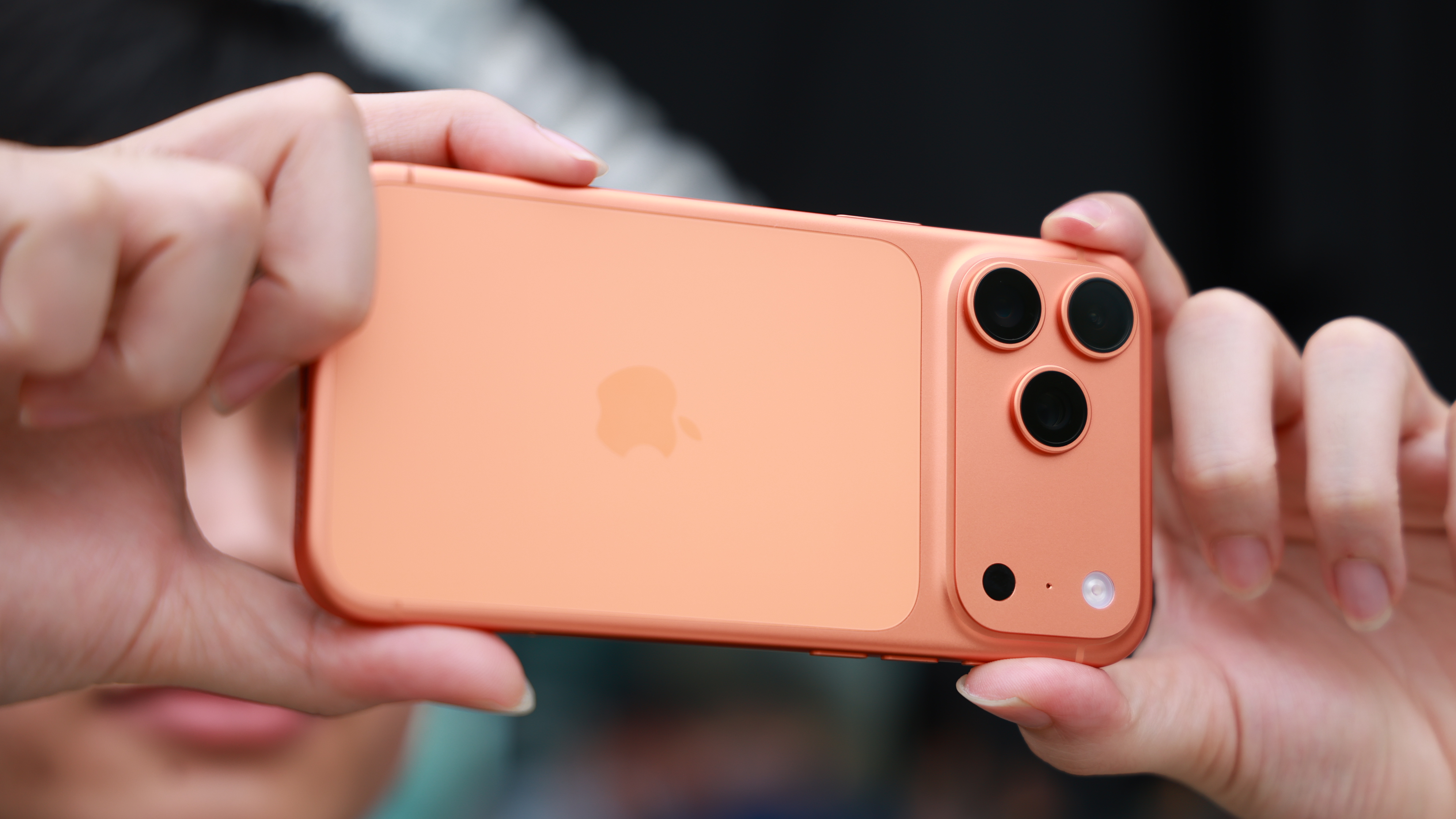 Đánh giá iPhone 17 Pro Max: Lần đầu mình nghiêm túc sử dụng một chiếc iPhone