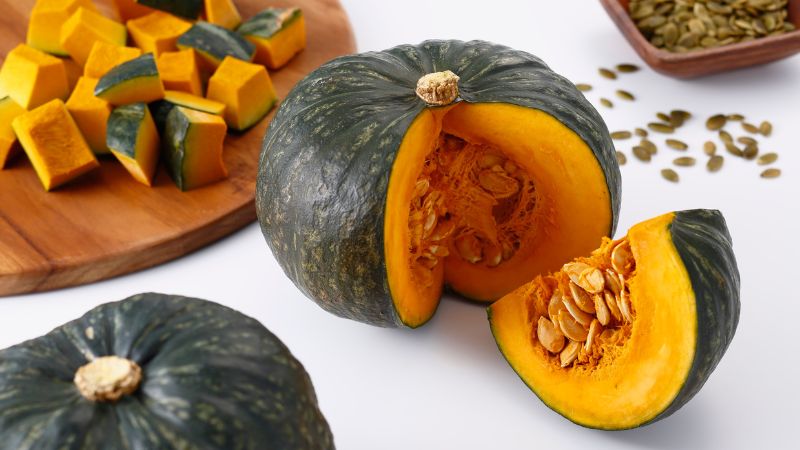 Bí đỏ là thực phẩm giàu dinh dưỡng chứa nhiều vitamin và khoáng chất