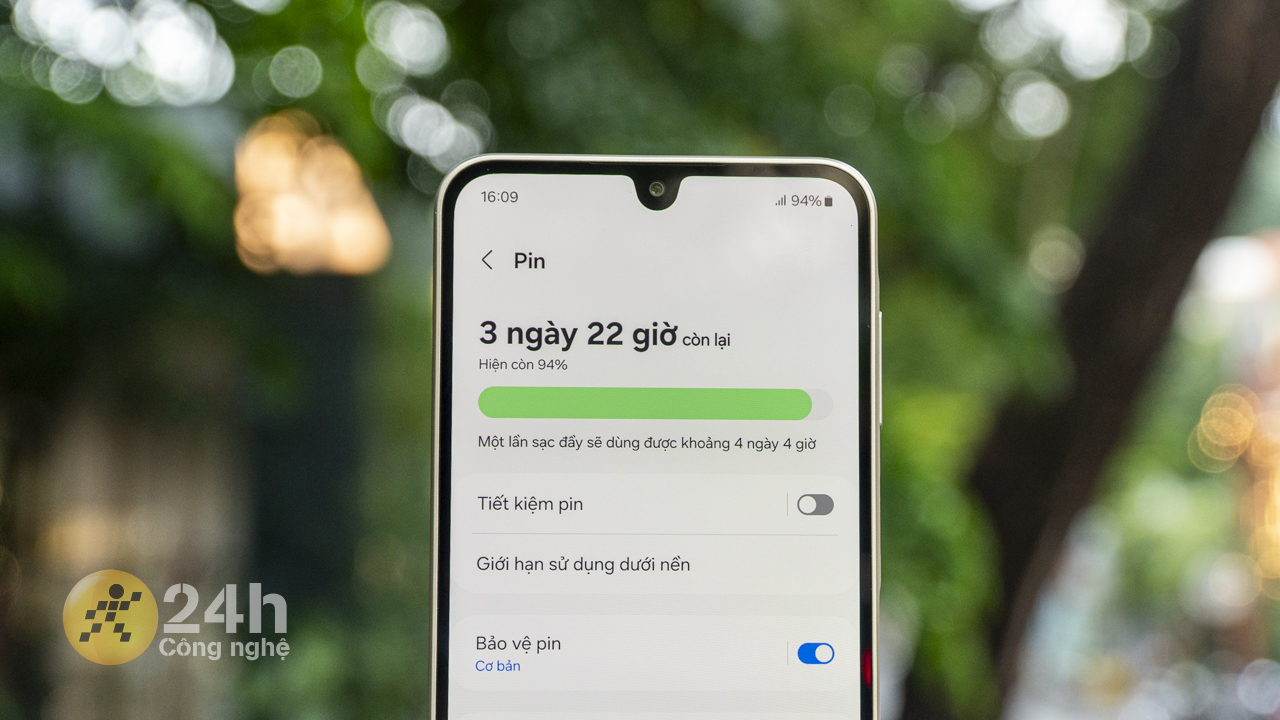 Dù hơn 1 năm tuổi, Samsung Galaxy A16 5G vẫn đáng mua cực kỳ trong tầm giá!
