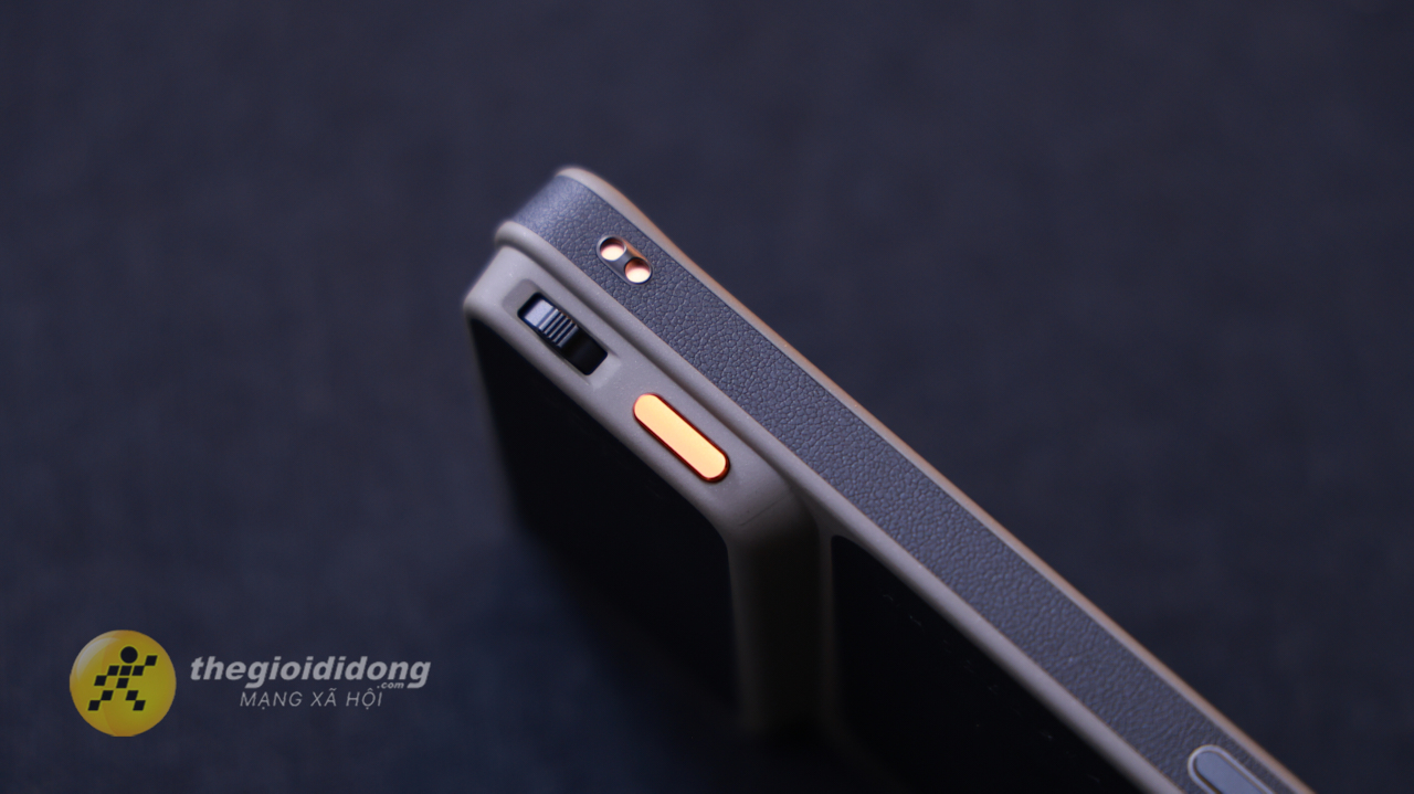 Trên tay OPPO Find X9 Ultra: Siêu phẩm có thông số camera 