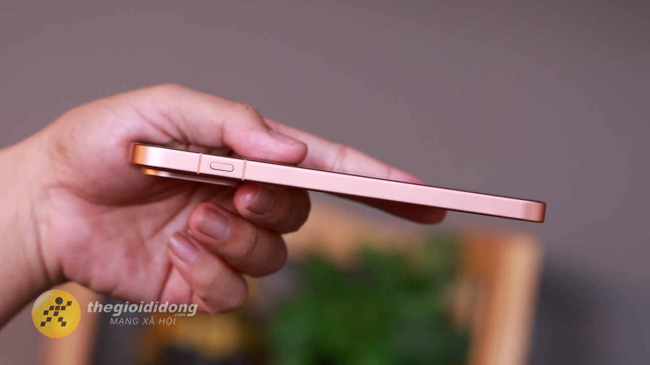Trên tay OPPO Find X9s: Sắc Cam rực rỡ, chip Dimensity 9500s, pin lớn 7.025 mAh