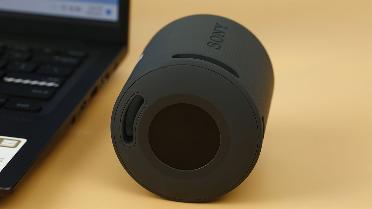 Loa Sony giảm đến 1 triệu Loa Sony