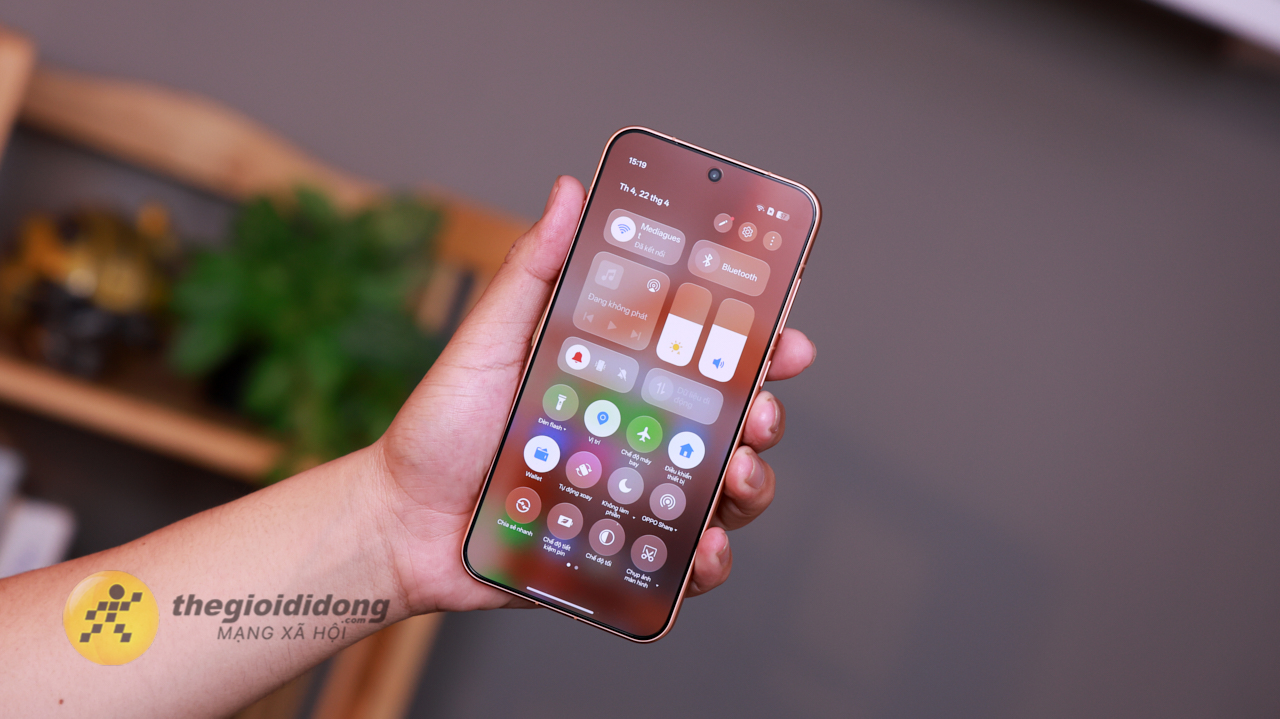 Đánh giá OPPO Find X9s: Xứng đáng là bản rút gọn đáng giá của OPPO Find X9