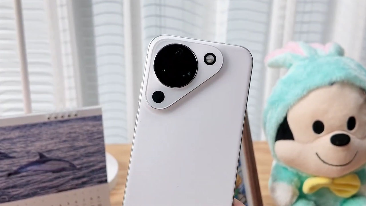 Camera