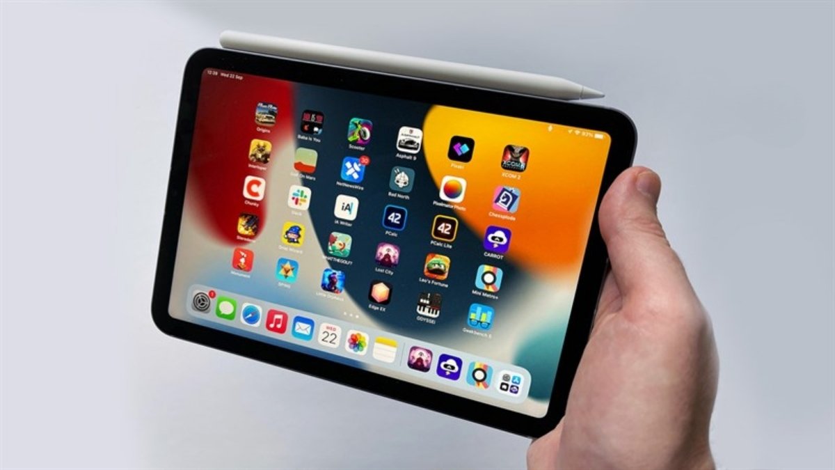 Khu vực d&agrave;nh ri&ecirc;ng để kết nối v&agrave; sạc cho Apple Pencil 