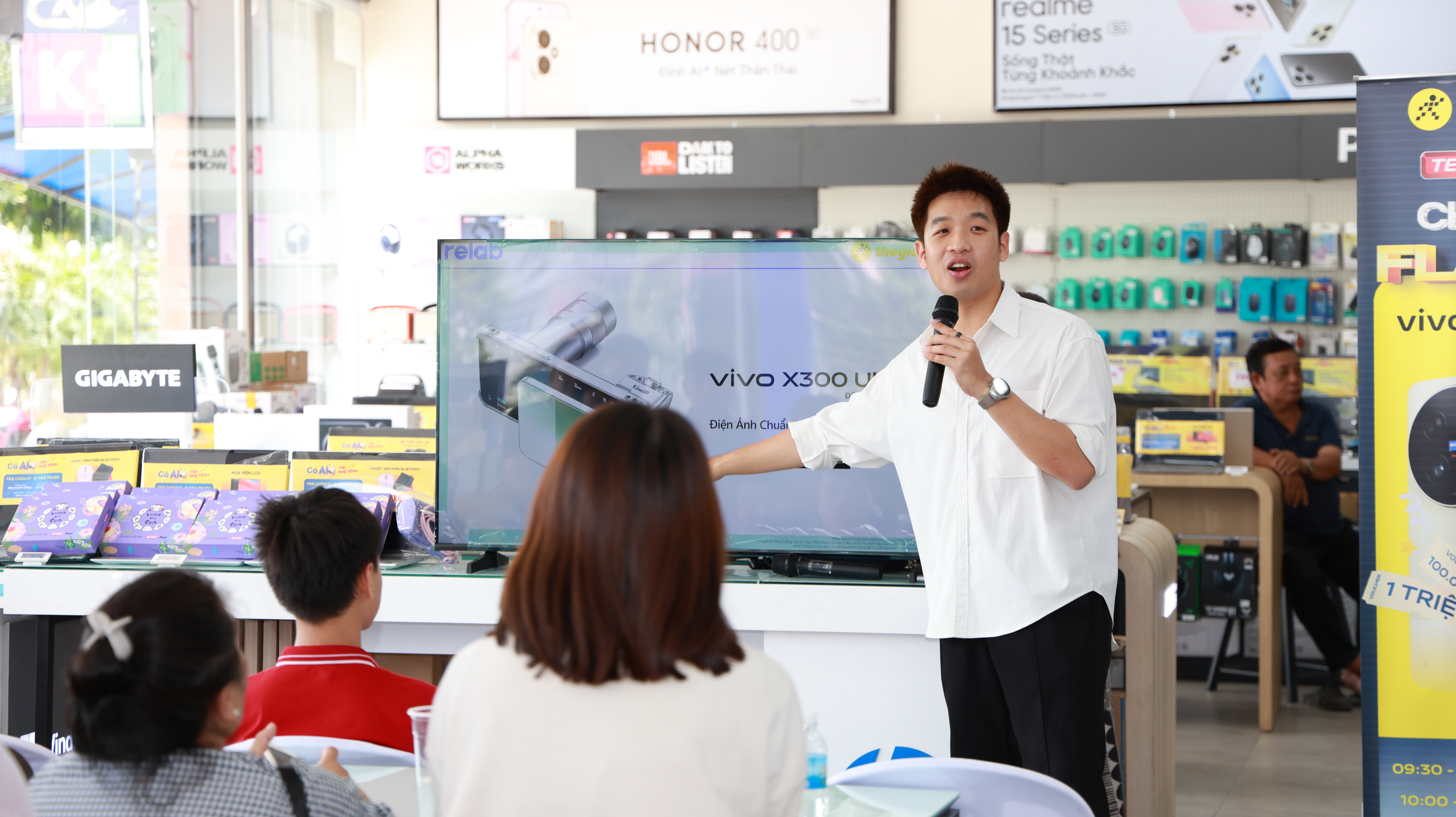 Tech Tour cùng vivo X300 Ultra
