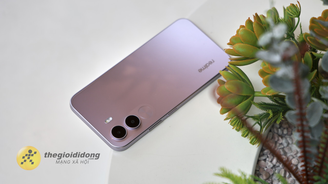 Trên tay realme C100i: Bản rút gọn của realme C100, chip UNISOC 7250, pin 7.000 mAh Trên tay realme C100i: Bản rút gọn của realme C100, chip UNISOC 7250, pin 7.000 mAh