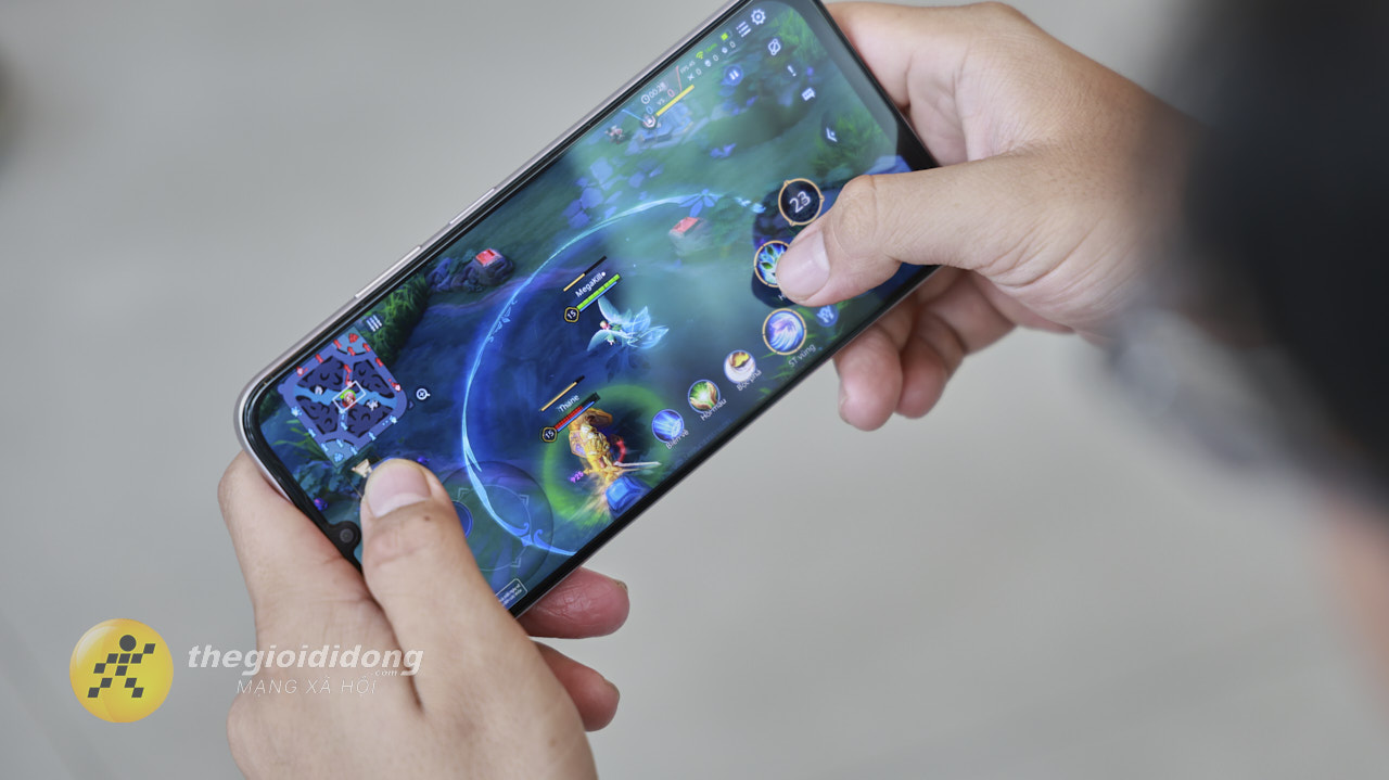 realme C100i hiệu năng ổn định, viên pin 7.000 mAh dùng cả ngày realme C100i hiệu năng ổn định, viên pin 7.000 mAh dùng cả ngày
