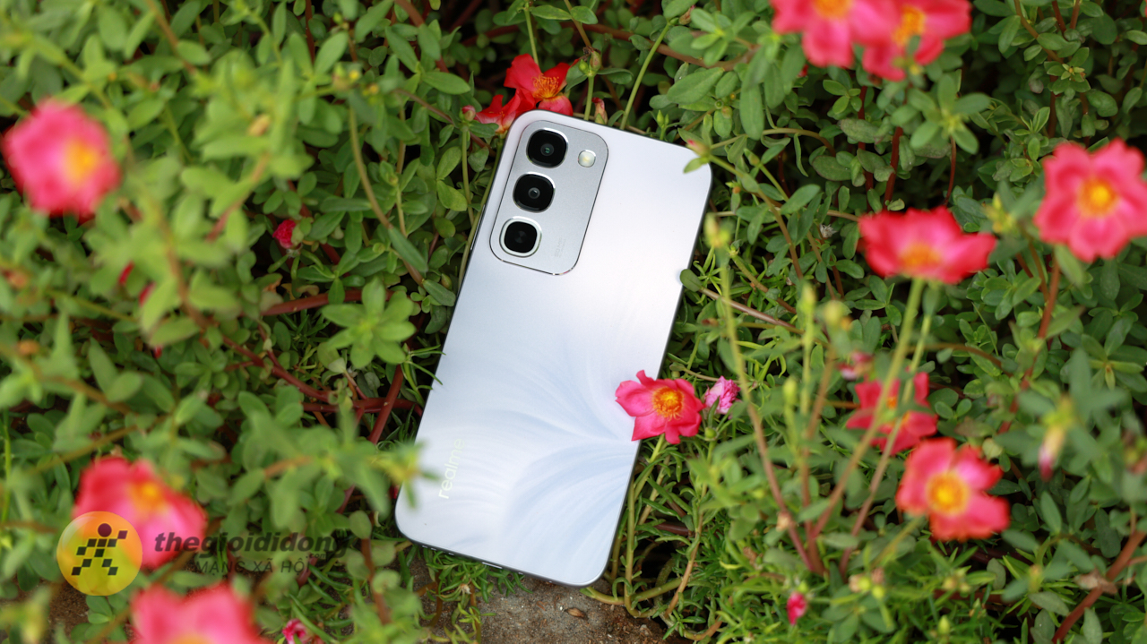 Điểm qua những điểm nổi bật của realme C100 trong tầm giá 7 - 8 triệu đồng Điểm qua những điểm nổi bật của realme C100 trong tầm giá 7 - 8 triệu đồng