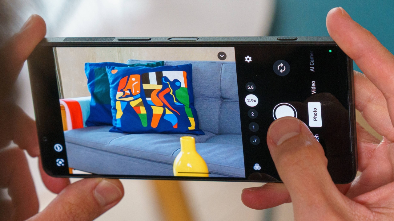 Trên tay SONY Xperia 1 Mark 8: Cuối cùng hãng đã chịu thay đổi, nhưng không đáng kể! Trên tay SONY Xperia 1 Mark 8: Cuối cùng hãng đã chịu thay đổi, nhưng không đáng kể!