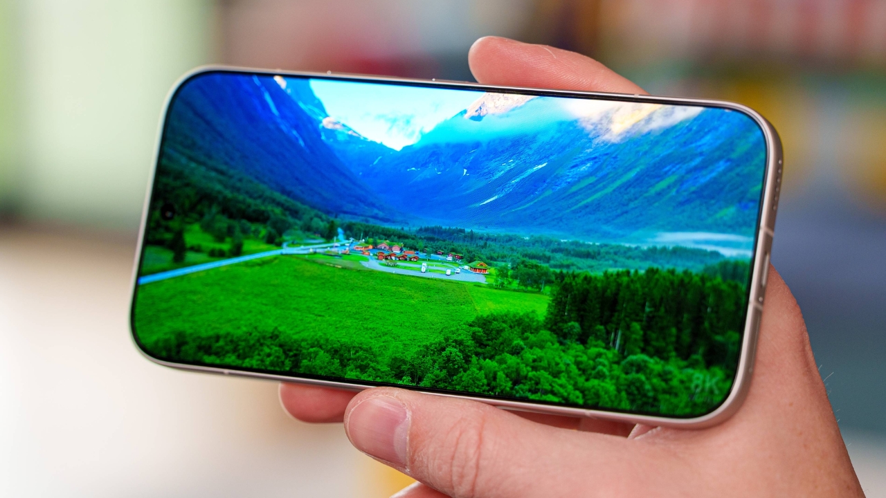 Trên tay HONOR 600: Thiết kế cao cấp, chip Snapdragon 7 Gen 4 và camera chính 200 MP Trên tay HONOR 600: Thiết kế cao cấp, chip Snapdragon 7 Gen 4 và camera chính 200 MP