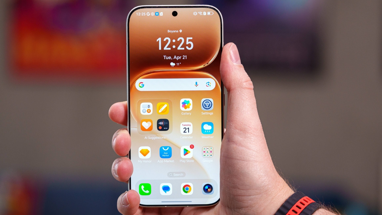 Trên tay HONOR 600: Thiết kế cao cấp, chip Snapdragon 7 Gen 4 và camera chính 200 MP Trên tay HONOR 600: Thiết kế cao cấp, chip Snapdragon 7 Gen 4 và camera chính 200 MP