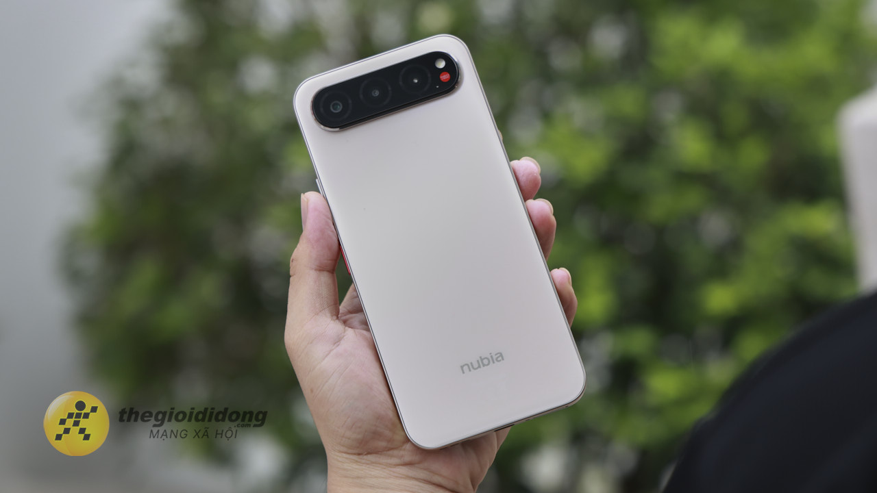 Trên tay Nubia Air: Giá hơn 5 triệu mà có màn hình AMOLED 1.5K, thiết kế siêu mỏng 6 mm Trên tay Nubia Air: Giá hơn 5 triệu mà có màn hình AMOLED 1.5K, thiết kế siêu mỏng 6 mm
