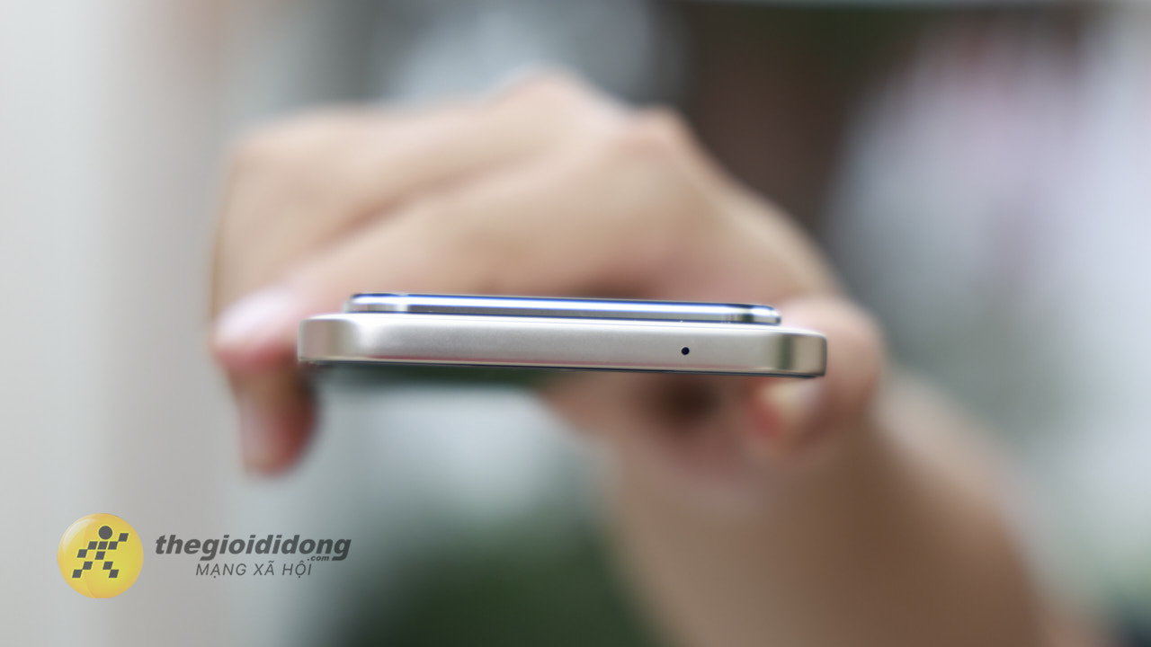 Trên tay Nubia Air: Giá hơn 5 triệu mà có màn hình AMOLED 1.5K, thiết kế siêu mỏng 6 mm Trên tay Nubia Air: Giá hơn 5 triệu mà có màn hình AMOLED 1.5K, thiết kế siêu mỏng 6 mm