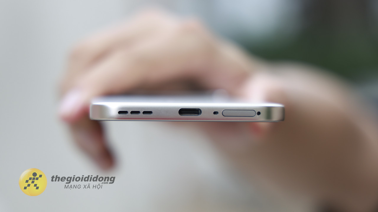 Trên tay Nubia Air: Giá hơn 5 triệu mà có màn hình AMOLED 1.5K, thiết kế siêu mỏng 6 mm Trên tay Nubia Air: Giá hơn 5 triệu mà có màn hình AMOLED 1.5K, thiết kế siêu mỏng 6 mm