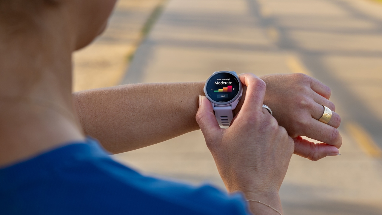 Có những lý do nào khiến bạn nên mua đồng hồ Garmin Forerunner 170 Music?