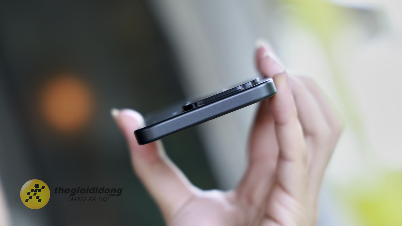 Trên tay Xiaomi 17T: Dimensity 8500-Ultra mạnh mẽ, camera tiềm vọng 5x