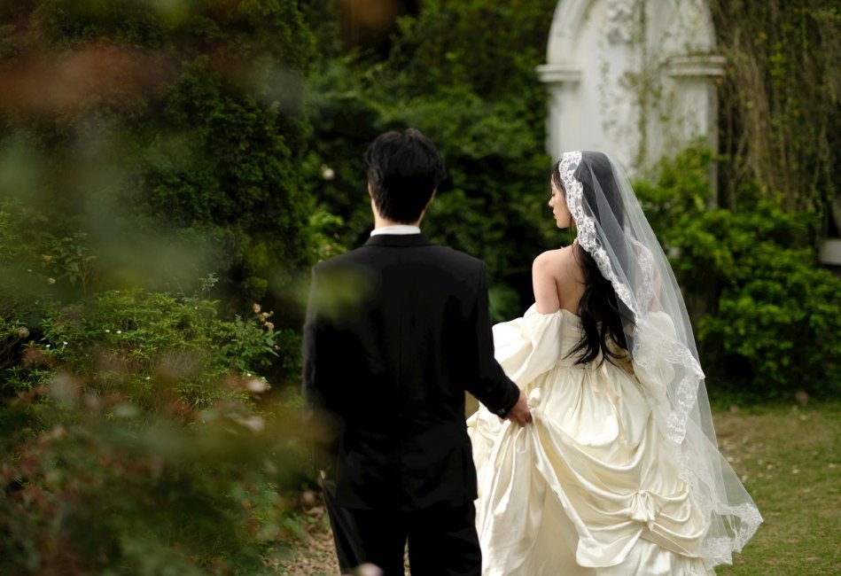 STT cô dâu ngày cưới xúc động và ý nghĩa
