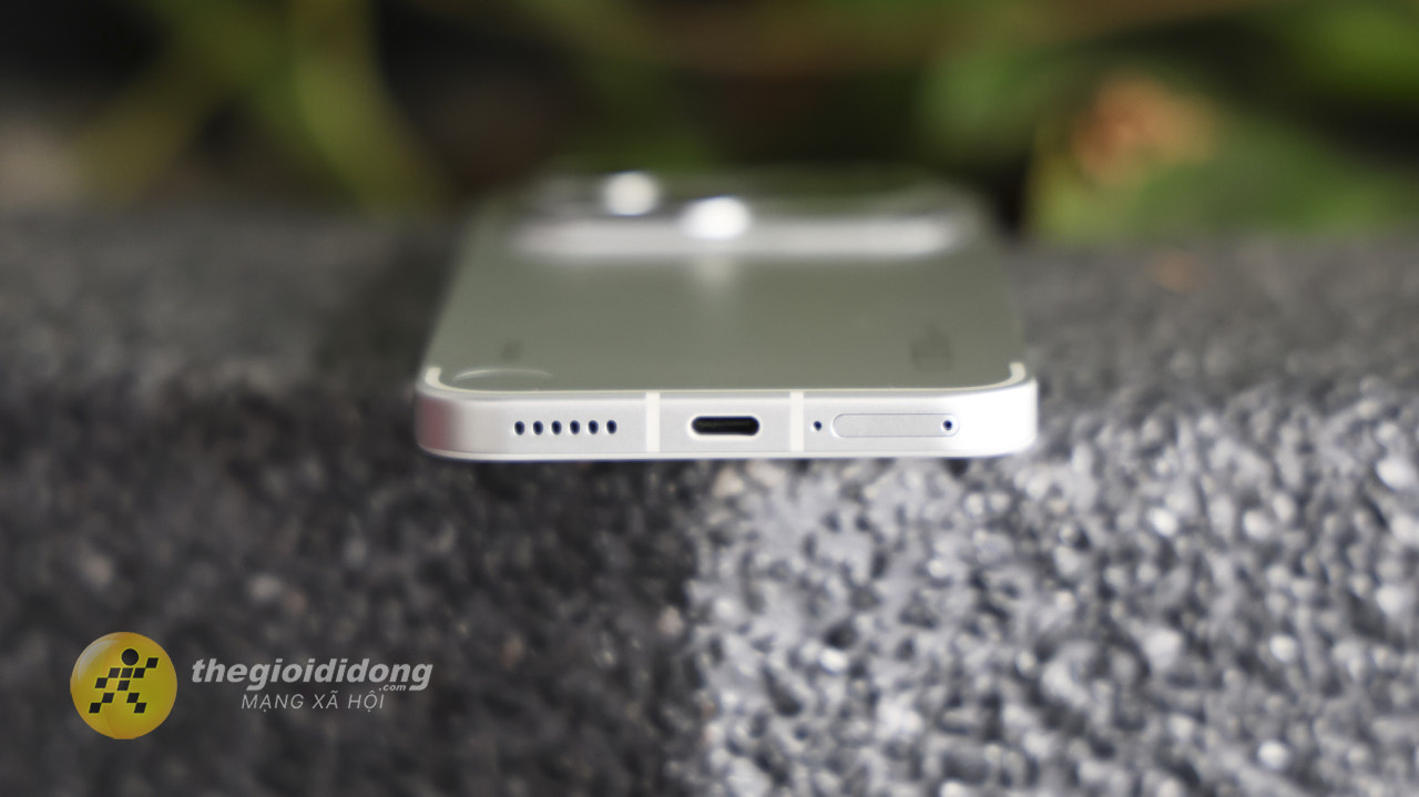Trên tay Nothing Phone (4a) Pro Trên tay Nothing Phone (4a) Pro