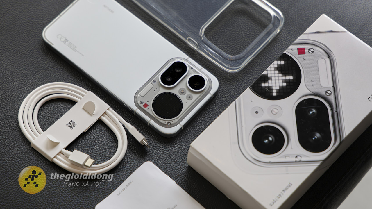 Trên tay Nothing Phone (4a) Pro Trên tay Nothing Phone (4a) Pro