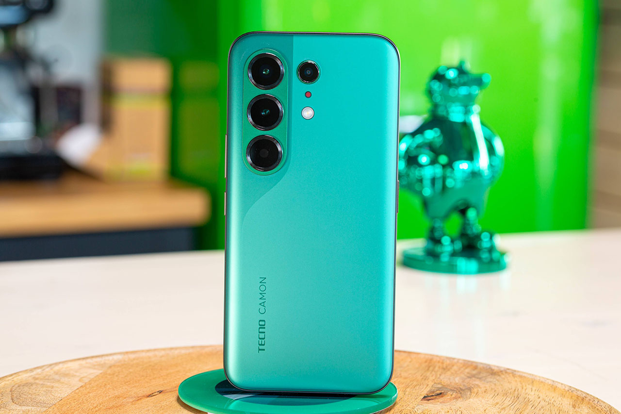 Trên tay TECNO Camon 50 Ultra Thiết kế
