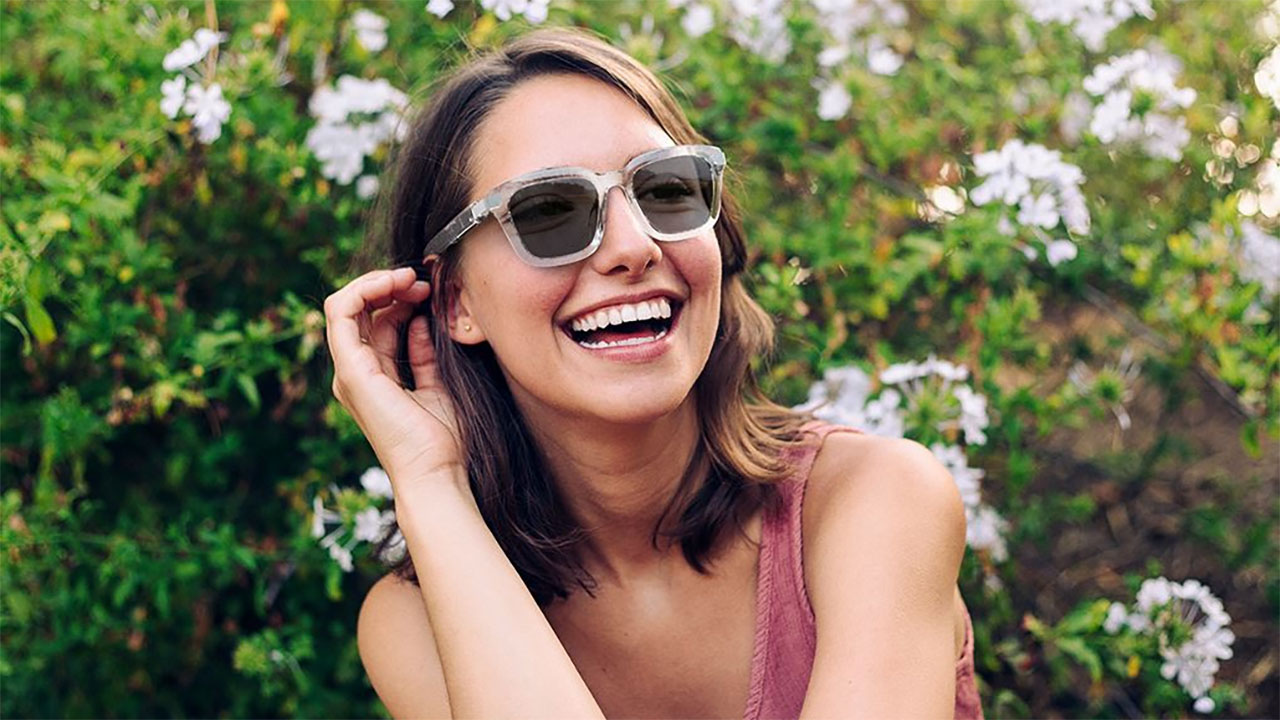 Mắt kính phát nhạc, kính thực tế ảo đã có mặt tại TGDĐ Mắt kính phát nhạc, kính thực tế ảo