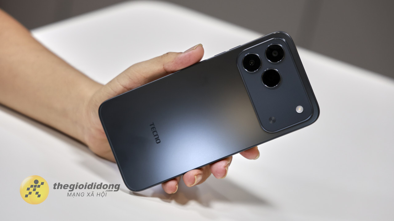 Trên tay TECNO Spark 50: Thiết kế quen quen, chip Helio G81 ổn định và pin lớn 6.700 mAh