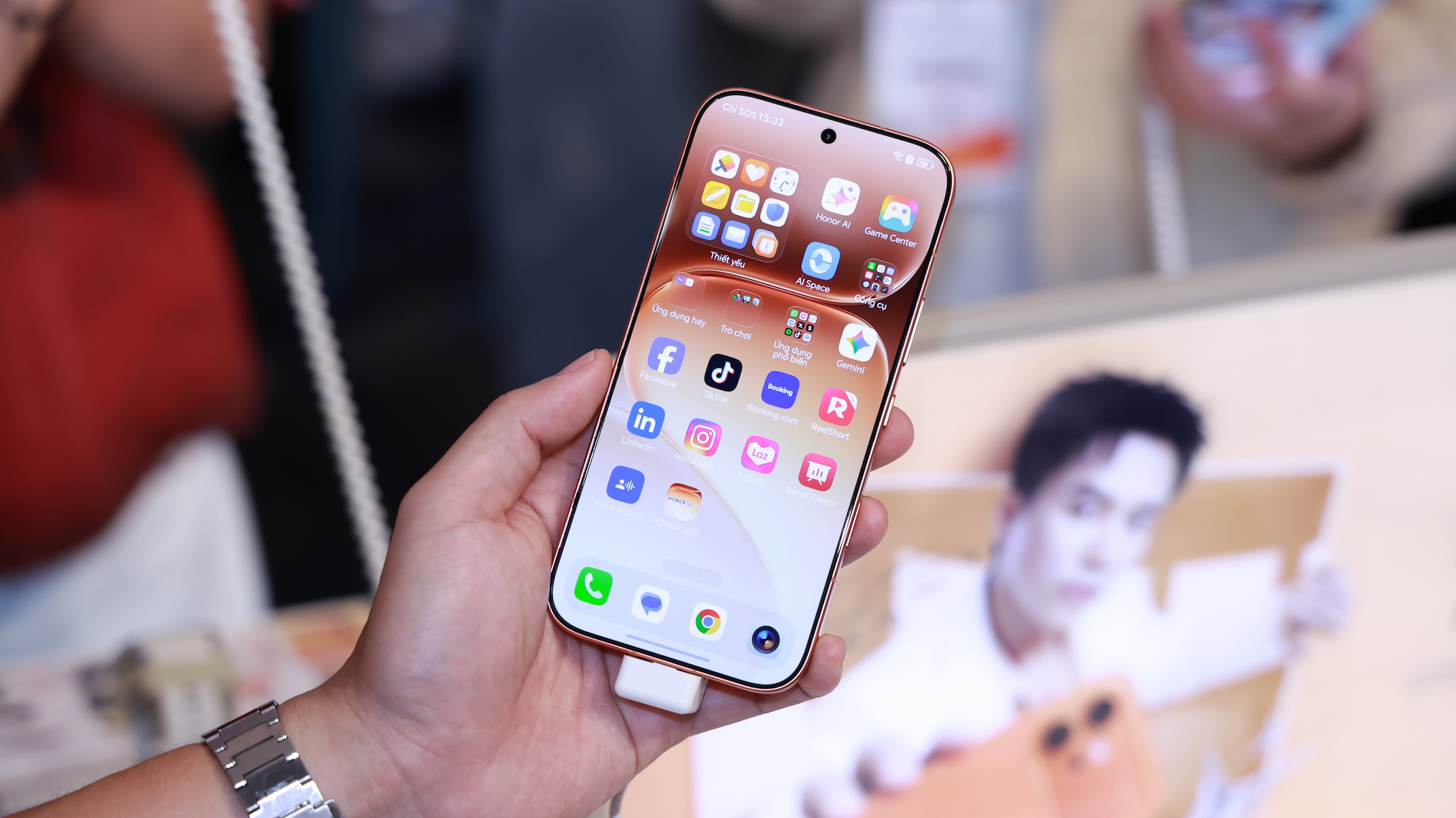 HONOR 600 series
