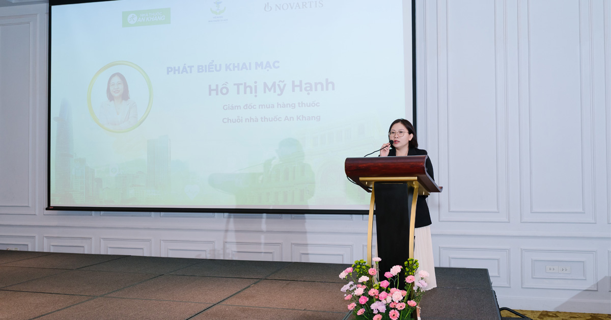 Đại diện Nhà thuốc An Khang phát biểu