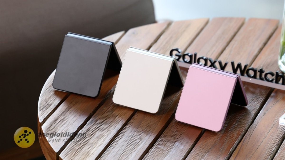 Samsung Galaxy Z Flip 8 chính thức ra mắt với 3 tùy chọn màu sắc Samsung Galaxy Z Flip 8 chính thức ra mắt với 3 tùy chọn màu sắc