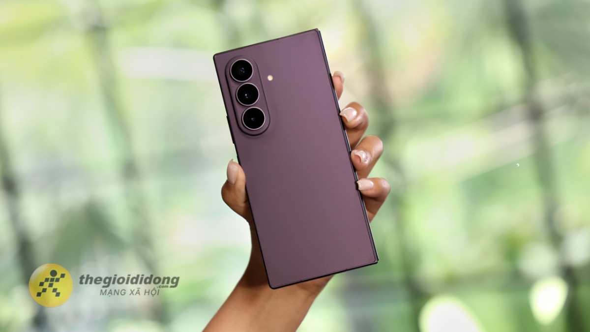 Galaxy Z Fold 8 Ultra tối ưu độ mỏng nhẹ cực đại Galaxy Z Fold 8 Ultra tối ưu độ mỏng nhẹ cực đại