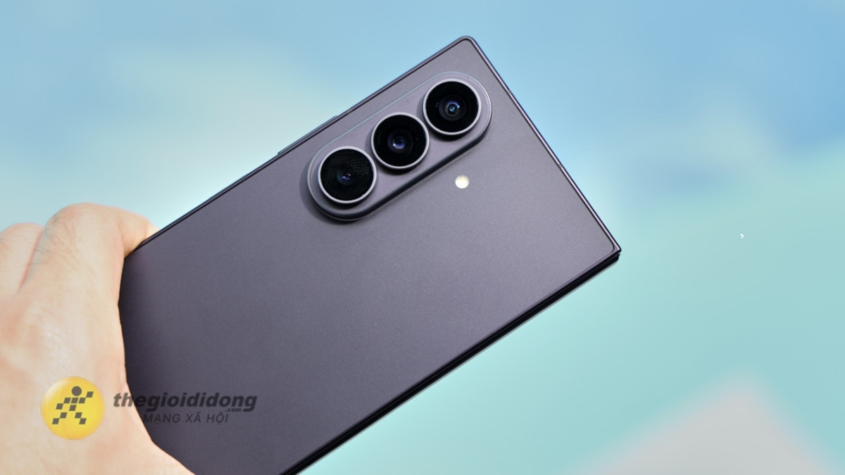 Galaxy Z Fold 8 Ultra sở hữu hệ thống camera sau chuẩn S ấn tượng Galaxy Z Fold 8 Ultra sở hữu hệ thống camera sau chuẩn S ấn tượng