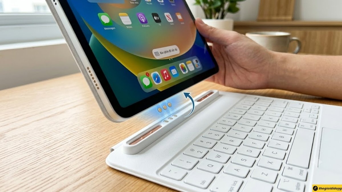 C&aacute;c chấu đồng của Smart Connector sẽ tự động h&uacute;t chặt