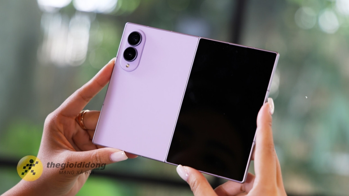 Galaxy Z Fold 8 mang phom dáng Wide màn hình rộng Galaxy Z Fold 8 mang phom dáng Wide màn hình rộng