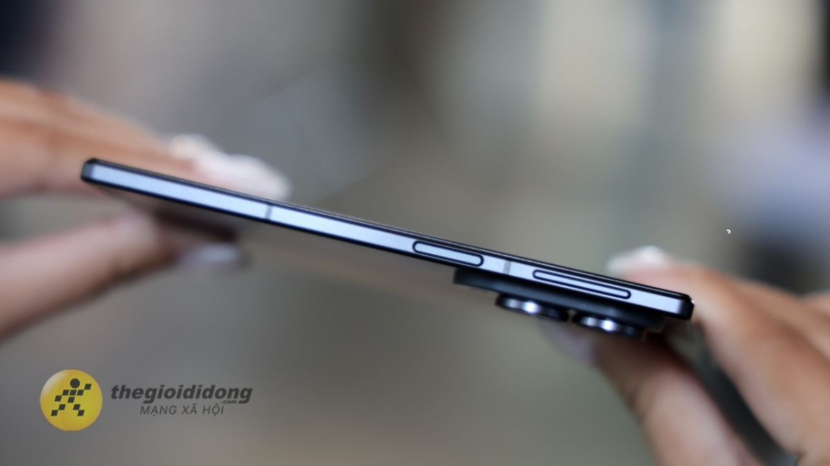 Galaxy Z Fold 8 mang phom dáng gập ngang chuẩn tỉ lệ 4:3 mỏng 4.5 mm Galaxy Z Fold 8 mang phom dáng gập ngang chuẩn tỉ lệ 4:3 mỏng 4.5 mm
