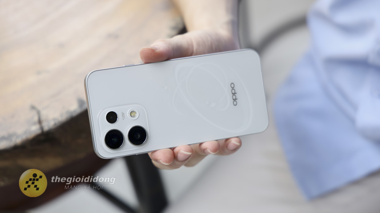 Trên tay OPPO Reno16F 5G Camera