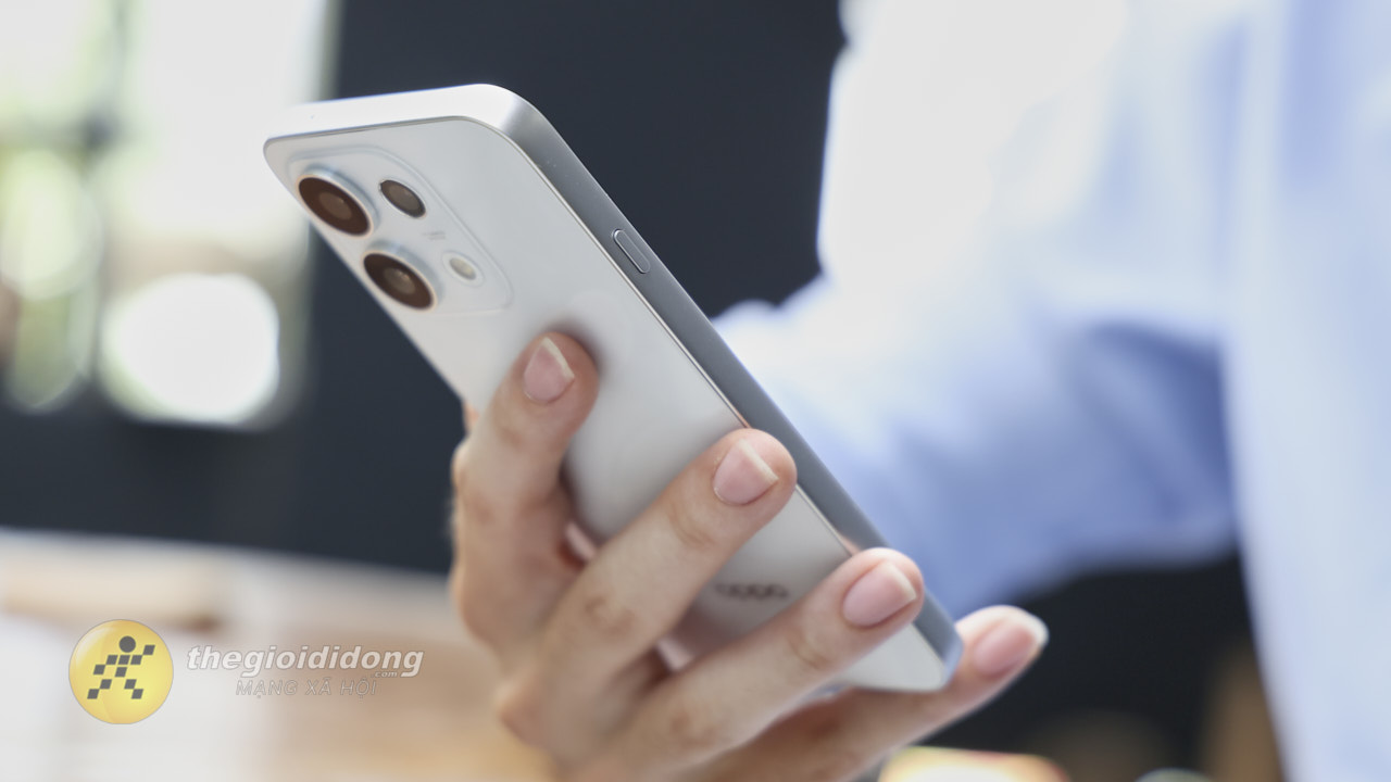 Trên tay OPPO Reno16F 5G Nhận xét