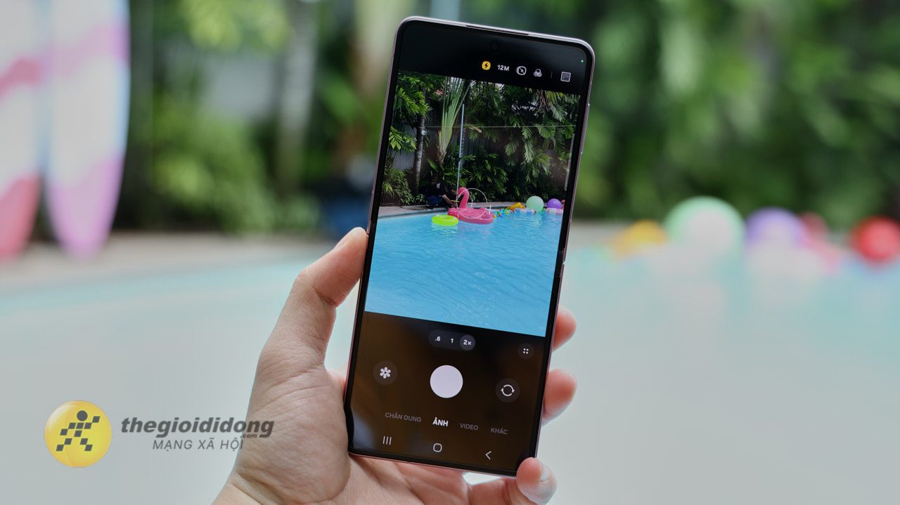 Galaxy Z Flip8 Ra Mắt Galaxy Z Flip8 Ra Mắt