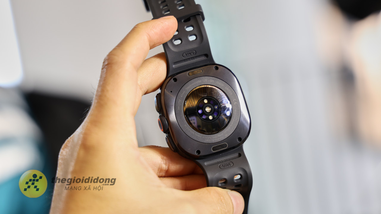 Trên Tay Galaxy Watch Ultra2 Trên Tay Galaxy Watch Ultra2