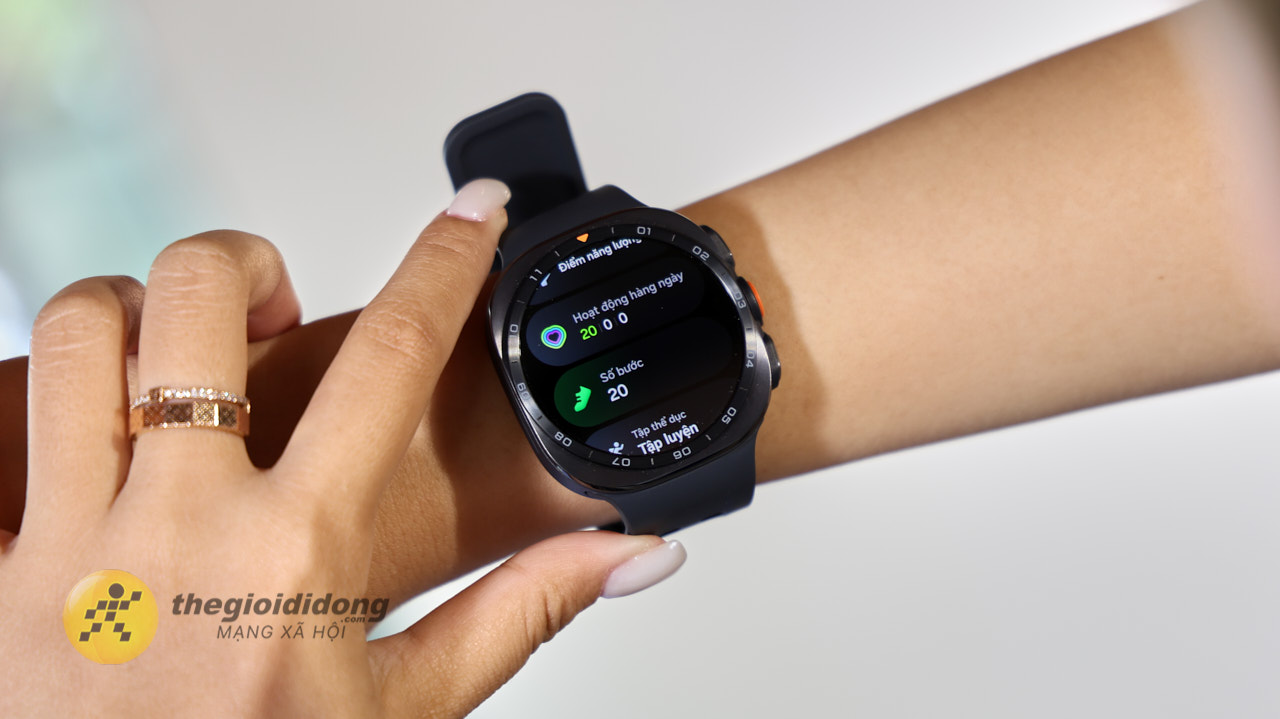 Trên Tay Galaxy Watch Ultra2 Trên Tay Galaxy Watch Ultra2